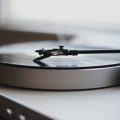 record player skipping